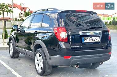 Позашляховик / Кросовер Chevrolet Captiva 2010 в 