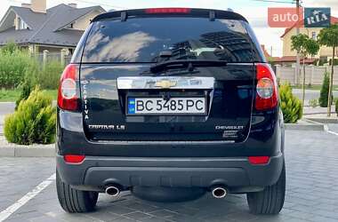 Позашляховик / Кросовер Chevrolet Captiva 2010 в 