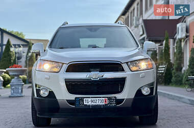 Позашляховик / Кросовер Chevrolet Captiva 2011 в 