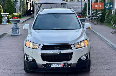 Позашляховик / Кросовер Chevrolet Captiva 2011 в 