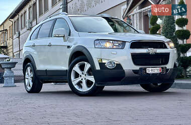 Позашляховик / Кросовер Chevrolet Captiva 2011 в 