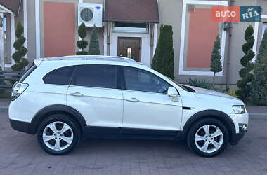 Позашляховик / Кросовер Chevrolet Captiva 2011 в 