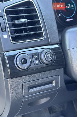 Позашляховик / Кросовер Chevrolet Captiva 2011 в 