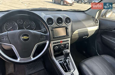 Внедорожник / Кроссовер Chevrolet Captiva 2012 в 