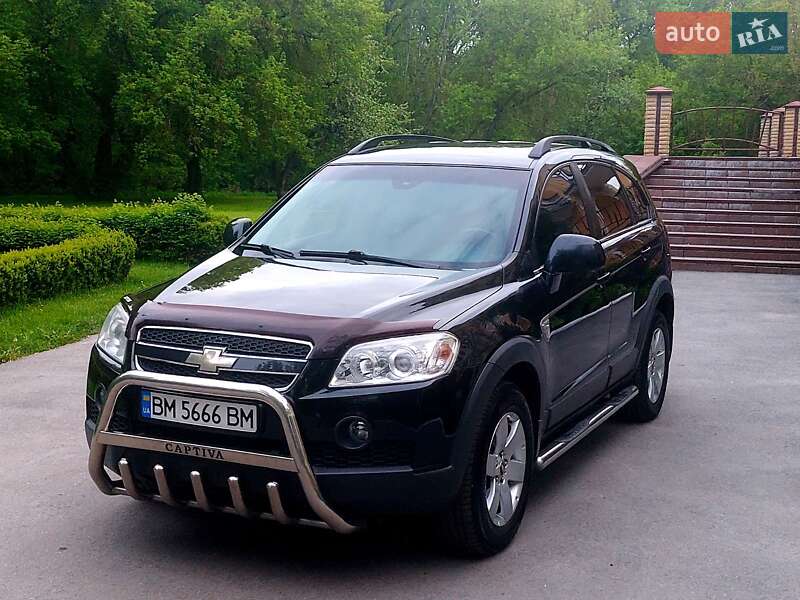 Внедорожник / Кроссовер Chevrolet Captiva 2010 в Чернигове