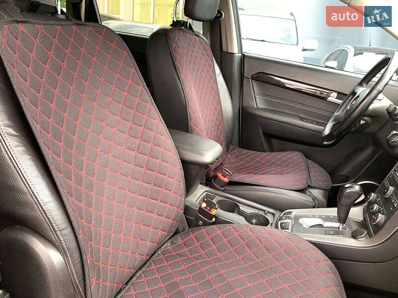 Внедорожник / Кроссовер Chevrolet Captiva 2014 в Виннице