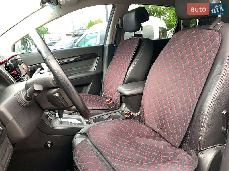 Внедорожник / Кроссовер Chevrolet Captiva 2014 в Виннице