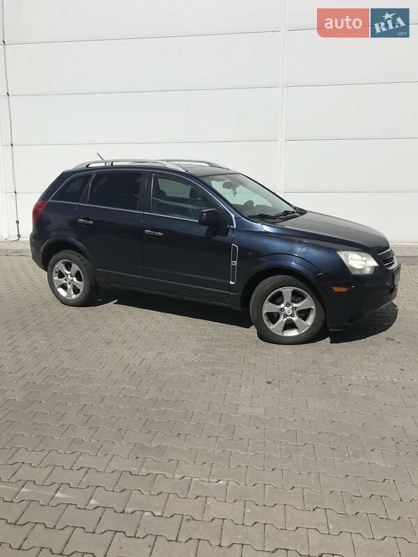 Внедорожник / Кроссовер Chevrolet Captiva 2013 в 