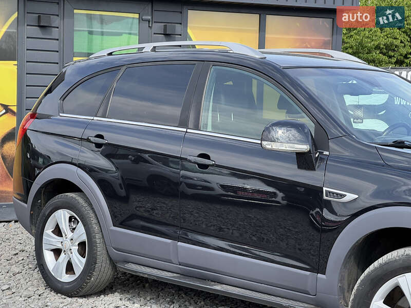 Внедорожник / Кроссовер Chevrolet Captiva 2011 в Стрые