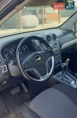 Внедорожник / Кроссовер Chevrolet Captiva 2012 в 