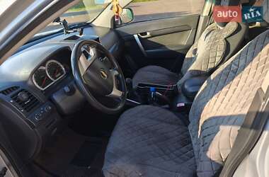 Позашляховик / Кросовер Chevrolet Captiva 2008 в 