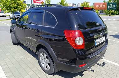 Позашляховик / Кросовер Chevrolet Captiva 2008 в 