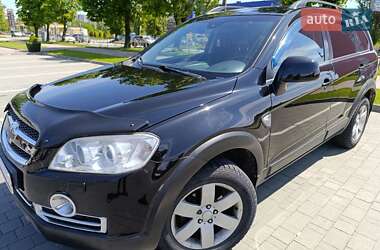 Позашляховик / Кросовер Chevrolet Captiva 2008 в 