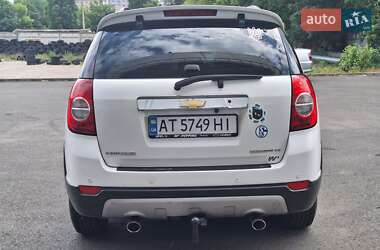 Позашляховик / Кросовер Chevrolet Captiva 2007 в 