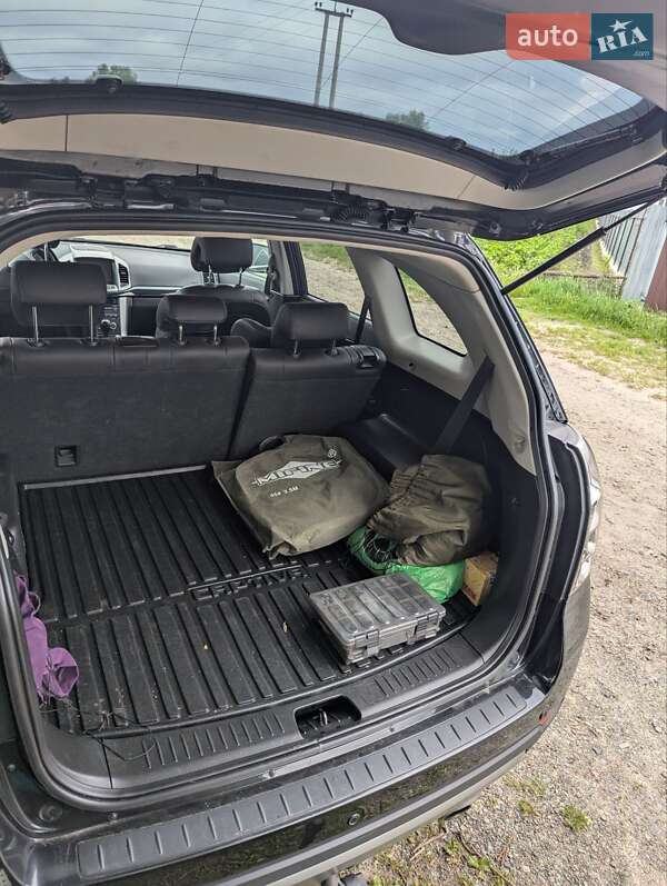 Позашляховик / Кросовер Chevrolet Captiva 2012 в Києві