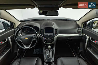 Позашляховик / Кросовер Chevrolet Captiva 2016 в 