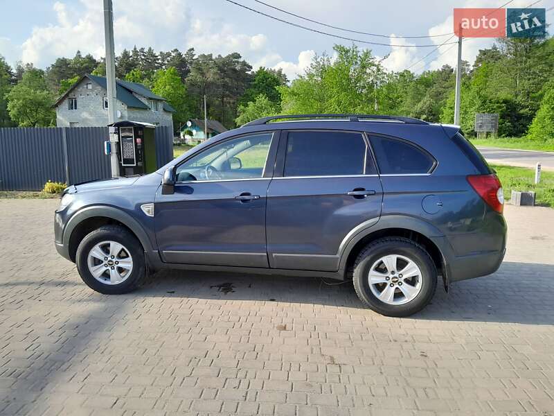 Позашляховик / Кросовер Chevrolet Captiva 2008 в Яворові