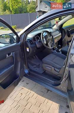 Внедорожник / Кроссовер Chevrolet Captiva 2008 в 