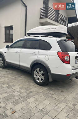 Внедорожник / Кроссовер Chevrolet Captiva 2011 в 