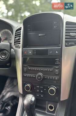 Позашляховик / Кросовер Chevrolet Captiva 2008 в 