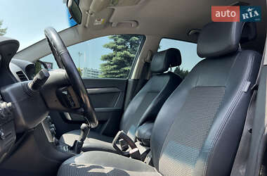 Внедорожник / Кроссовер Chevrolet Captiva 2009 в 
