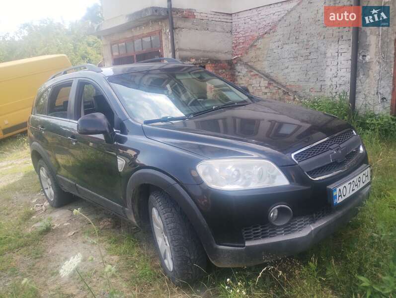 Позашляховик / Кросовер Chevrolet Captiva 2008 в Ужгороді
