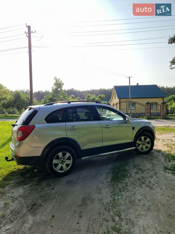 Внедорожник / Кроссовер Chevrolet Captiva 2006 в Золочеве фото 4 Внедорожник / Кроссовер Chevrolet Captiva 2006 в Золочеве