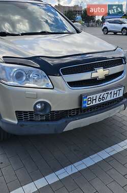 Внедорожник / Кроссовер Chevrolet Captiva 2007 в 