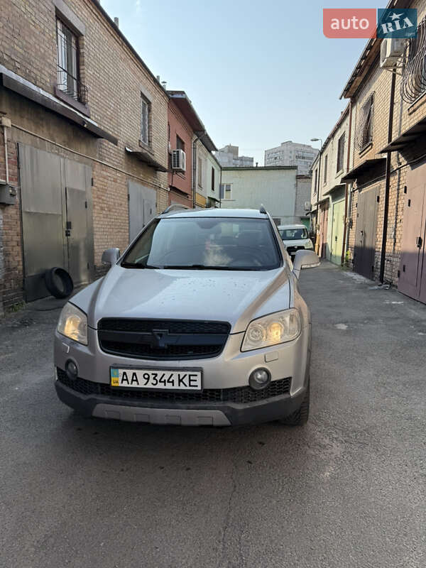 Внедорожник / Кроссовер Chevrolet Captiva 2007 в Киеве