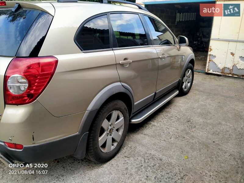 Внедорожник / Кроссовер Chevrolet Captiva 2007 в Киеве