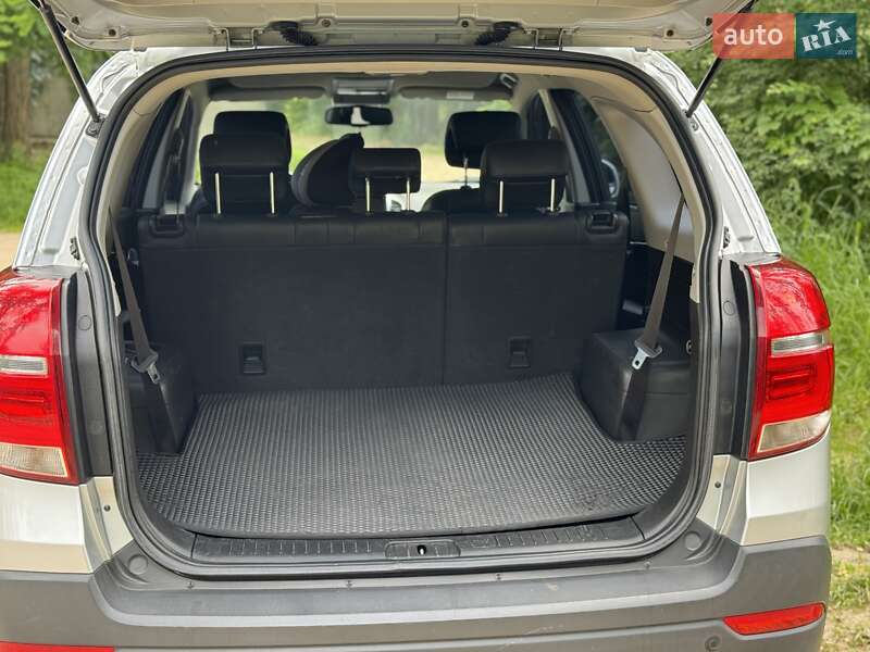 Внедорожник / Кроссовер Chevrolet Captiva 2013 в Ирпене