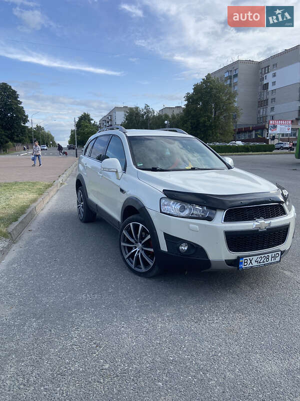 Позашляховик / Кросовер Chevrolet Captiva 2011 в Шепетівці фото 8 Позашляховик / Кросовер Chevrolet Captiva 2011 в Шепетівці