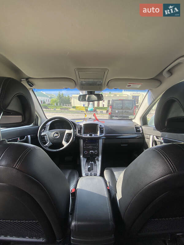 Позашляховик / Кросовер Chevrolet Captiva 2011 в Шепетівці фото 19 Позашляховик / Кросовер Chevrolet Captiva 2011 в Шепетівці
