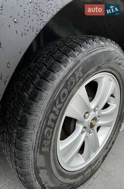 Внедорожник / Кроссовер Chevrolet Captiva 2007 в 