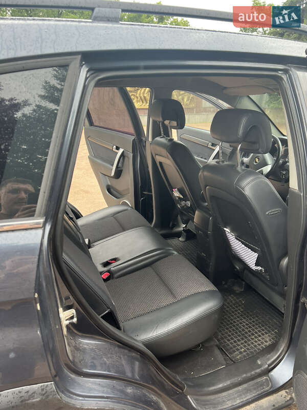 Внедорожник / Кроссовер Chevrolet Captiva 2008 в Славянске