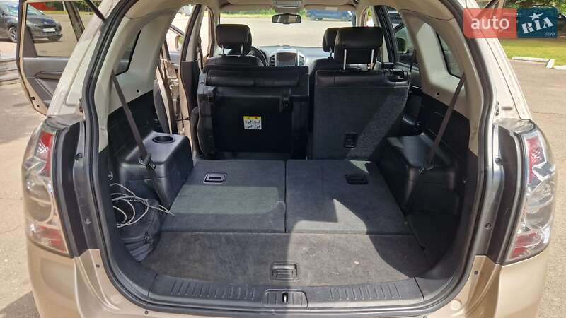 Внедорожник / Кроссовер Chevrolet Captiva 2011 в Ровно