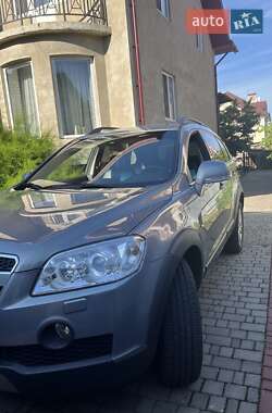 Позашляховик / Кросовер Chevrolet Captiva 2009 в Чернівцях