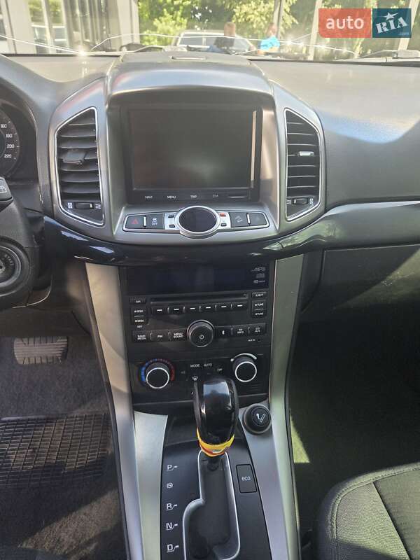 Внедорожник / Кроссовер Chevrolet Captiva 2011 в Киеве