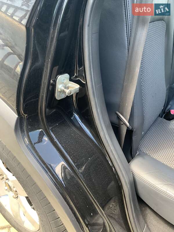 Позашляховик / Кросовер Chevrolet Captiva 2008 в Рівному