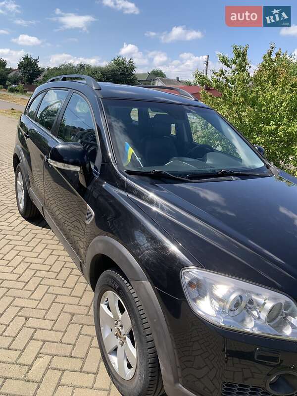 Позашляховик / Кросовер Chevrolet Captiva 2008 в Рівному