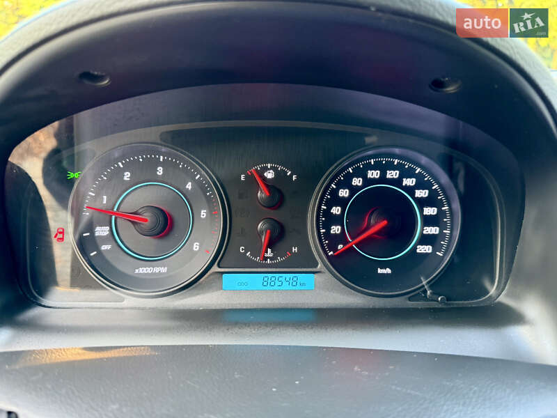 Внедорожник / Кроссовер Chevrolet Captiva 2014 в Дубно