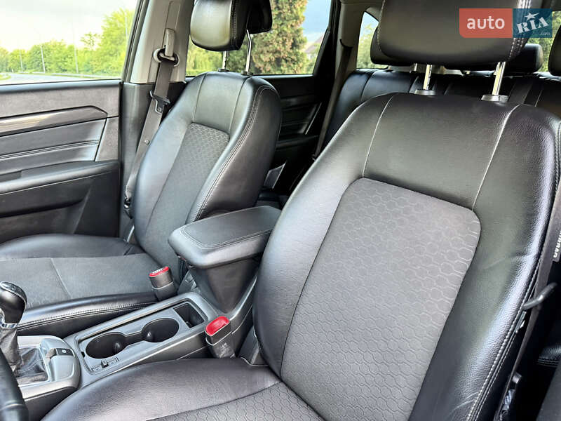 Внедорожник / Кроссовер Chevrolet Captiva 2014 в Дубно