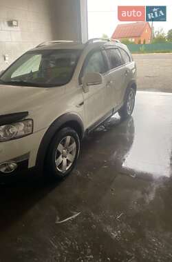 Внедорожник / Кроссовер Chevrolet Captiva 2011 в 
