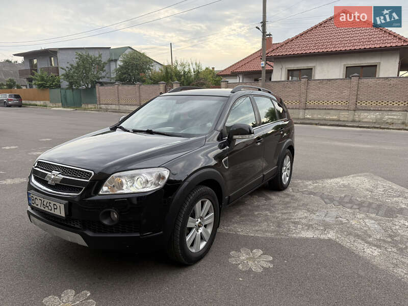 Внедорожник / Кроссовер Chevrolet Captiva 2007 в Владимире