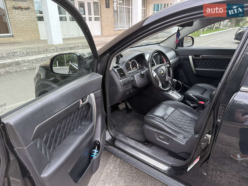 Внедорожник / Кроссовер Chevrolet Captiva 2007 в Владимире