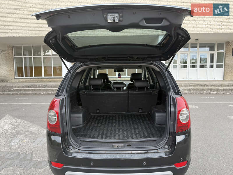 Внедорожник / Кроссовер Chevrolet Captiva 2007 в Владимире
