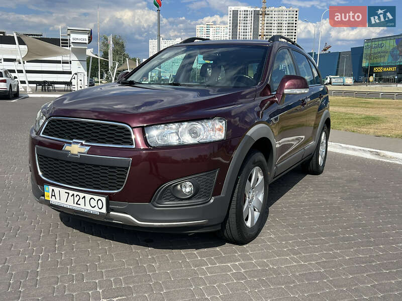 Внедорожник / Кроссовер Chevrolet Captiva 2013 в Киеве