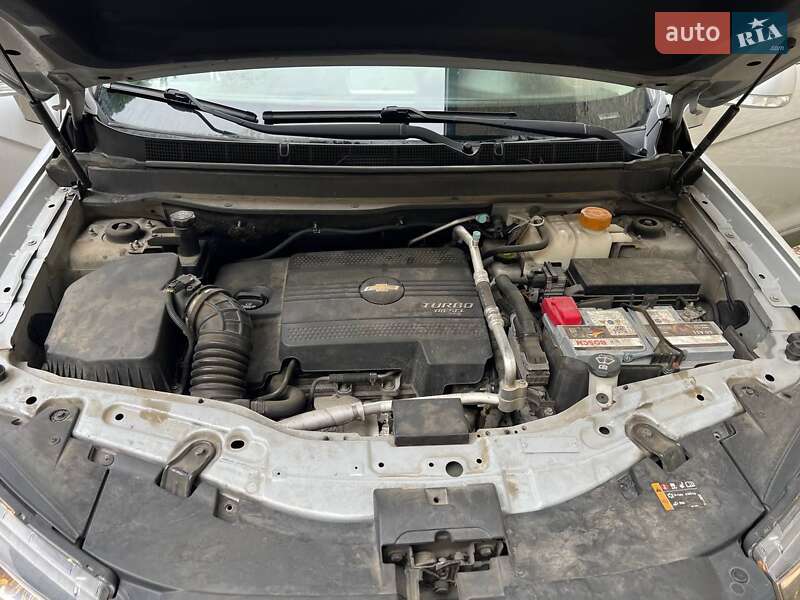 Внедорожник / Кроссовер Chevrolet Captiva 2013 в Надворной