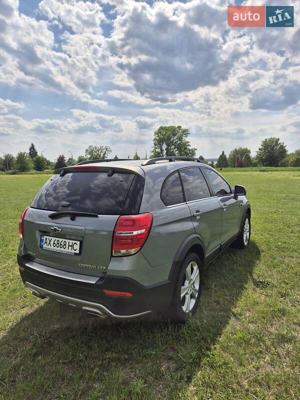 Внедорожник / Кроссовер Chevrolet Captiva 2013 в Харькове