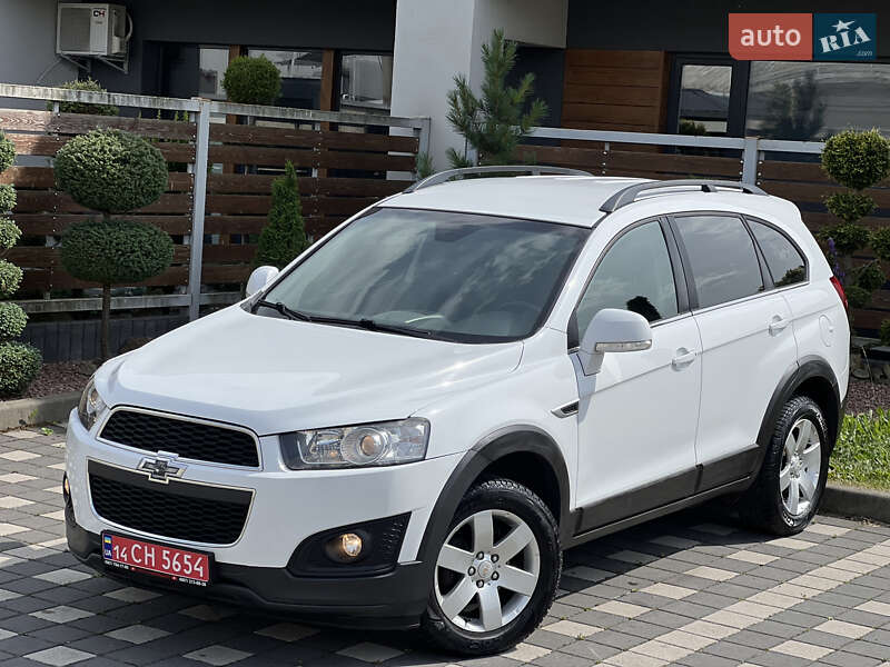 Позашляховик / Кросовер Chevrolet Captiva 2014 в Львові